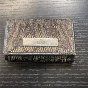 Free Gucci Follow IG@zaddy_waleed